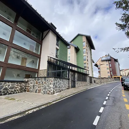 Nevada Estudio Con Garaje En Edif Serraneu Sierra Nevada