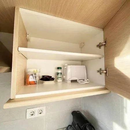 Estudio Con Vistas A La Montaña En Zona Media Apartamento