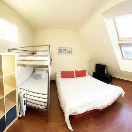 Nevadahome Serraneu Con Garaje Privado Apartment